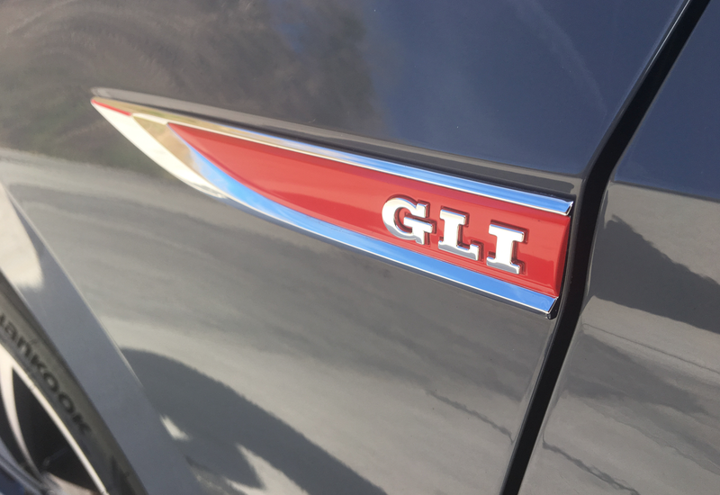 Illustration for article titled The 2019 Volkswagen Jetta GLI Is Why Sport Sedans Shouldn't Die